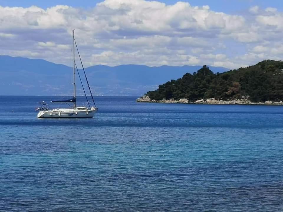 Apartmani Omišalj Esterno foto