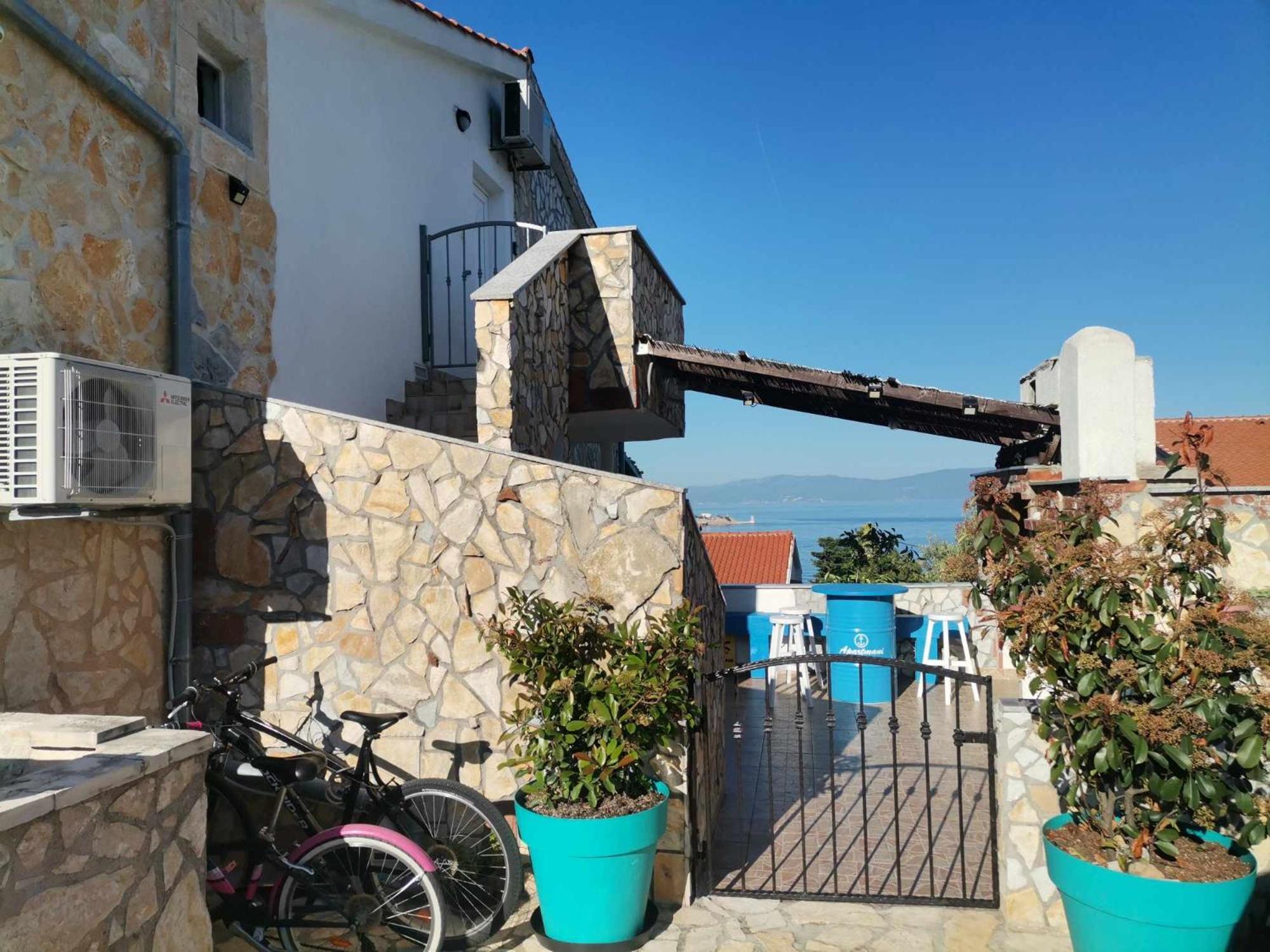 Apartmani Omišalj Esterno foto